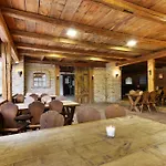 Hotel Stara Skola