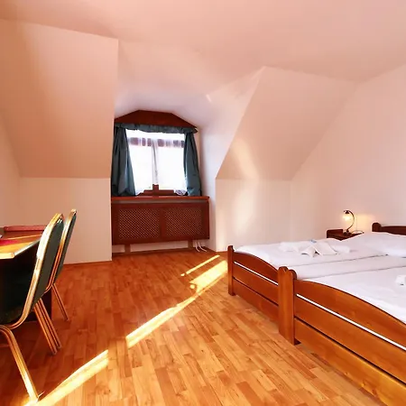 Hotel Stara Skola 3*