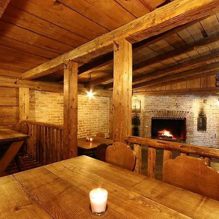 Stara Skola 3* Sloup (South Moravian)