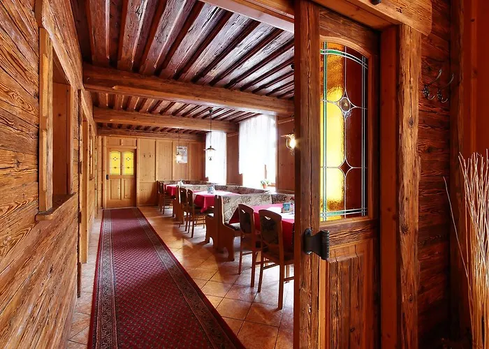 Stara Skola Hotel 3*