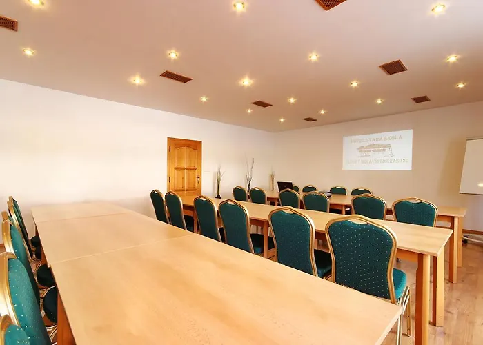 Stara Skola فندق Sloup (South Moravian)